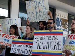 Juez federal bloquea la cancelación del TPS para más de un millón de venezolanos y haitianos