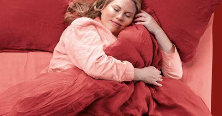 Amazon slashes price of bestselling electric blanket that ‘saved me’ during winter