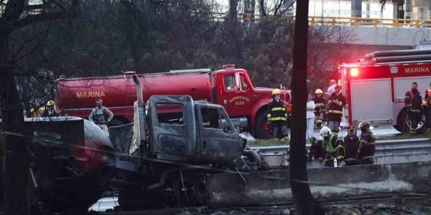 Sube a cuatro muertos y 90 heridos la cifra de víctimas por explosión de pipa en Iztapalapa