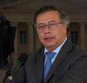 Supremacía judicial inicia pesquisas por los vuelos de la campaña de Gustavo Petro