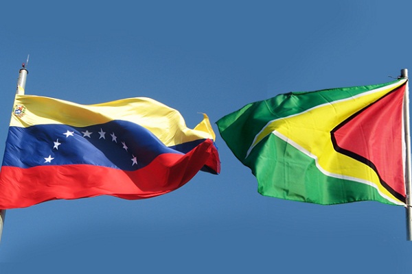 Guyana denuncia ataque a embarcación desde Venezuela y Caracas niega