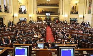Congreso de Colombia deja sin votar el presupuesto para 2026; lo deja en manos del Gobierno