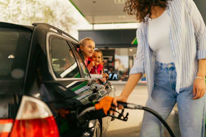 Average Riverside County Gas Price Unchanged For Fourth Time in Five Days