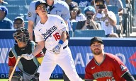 Gana Dodgers “el del honor” ante Arizona