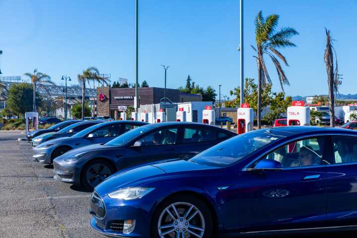Zero-emission carpool stickers expire in 9 days. Are you ready?