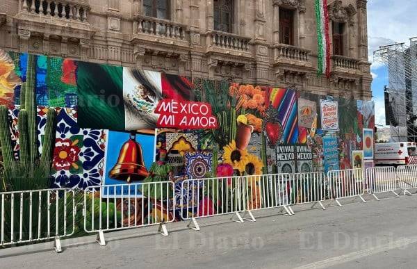 Video.- Con colorida obra, el Estado celebra la identidad nacional