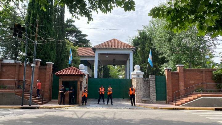 Javier Milei encabeza dos encuentros clave en Olivos de cara a las elecciones de octubre