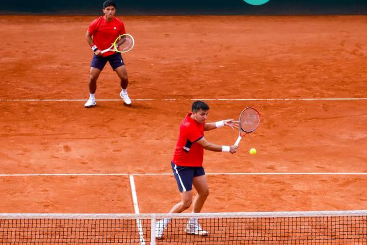 Chile ganó el dobles ante Luxemburgo y concretó su clasificación a las Qualifers de Copa Davis