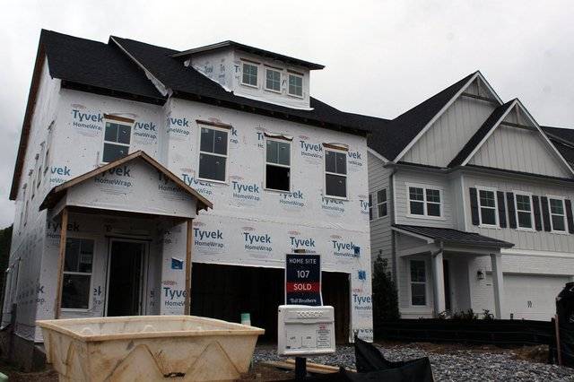 Planning commissioners back major development code changes to curb growth, limit school overcrowding