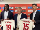 El Sevilla presenta a dos jugadores "agresivos"