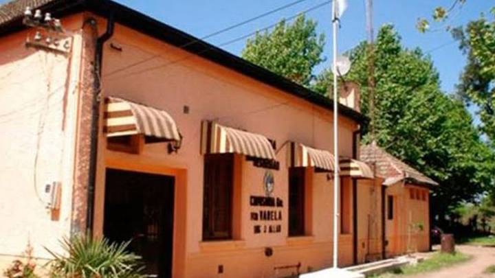 Delincuente intentó cometer robo en una comisaría de Varela y luego se dio a la fuga