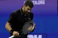 Djokovic gets into it with the US Open crowd and improves to 11-0 against Fritz to reach the semis
