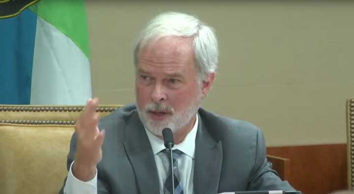 Ex-Commissioner’s claim of bribery plot triggers investigation in Coral Gables
