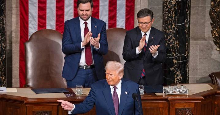 The two major forces shaping Trump's second midterm election