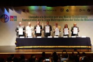 Hidalgo participa en conferencia de gobernanza metropolitana y firma compromiso rumbo al 2050