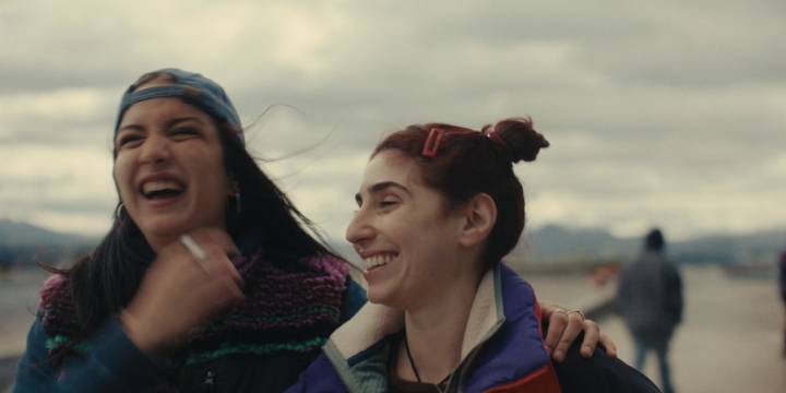 Verano Trippin, la película con Zoe Hochbaum y Miranda de la Serna, participará en San Sebastián y Sitges