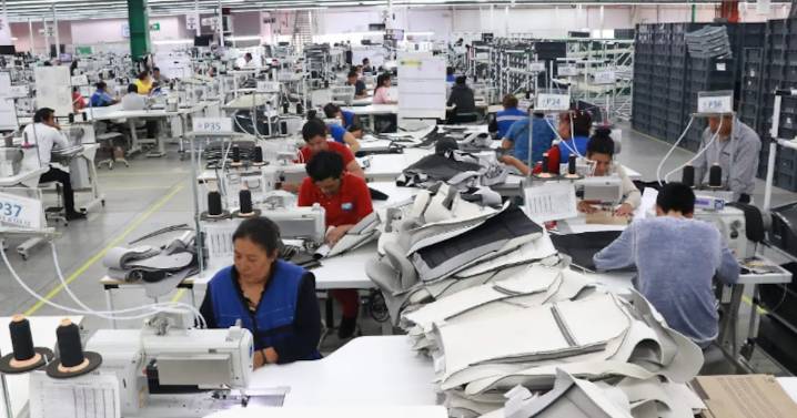 En agosto, población ocupada disminuye, pero tasa de informalidad aumenta