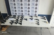 Asegura FGR arsenal y detiene a tres tras denuncia de convoyes armados