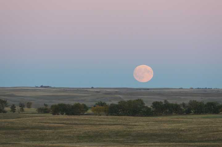 Corn Moon 2025: How to Best See September's Lunar Show