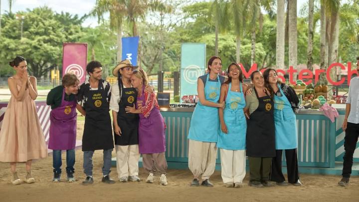 ¡Lágrimas en la cocina de MasterChef Celebrity Colombia 2025! Esta fue la nueva participante eliminada