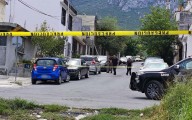 Asesinan a balazos a hombre afuera de secundaria en Santa Catarina