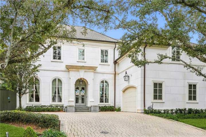 Commission Accomplished: Metairie, French Quarter & Garden District homes sell for over $2.2M