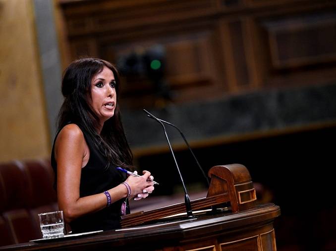 Martina Velarde (Podemos) denuncia que el Gobierno avale el macroproyecto hidroeléctrico de Villar Mir en Rules "pese a los riesgos ambientales y agrícolas"