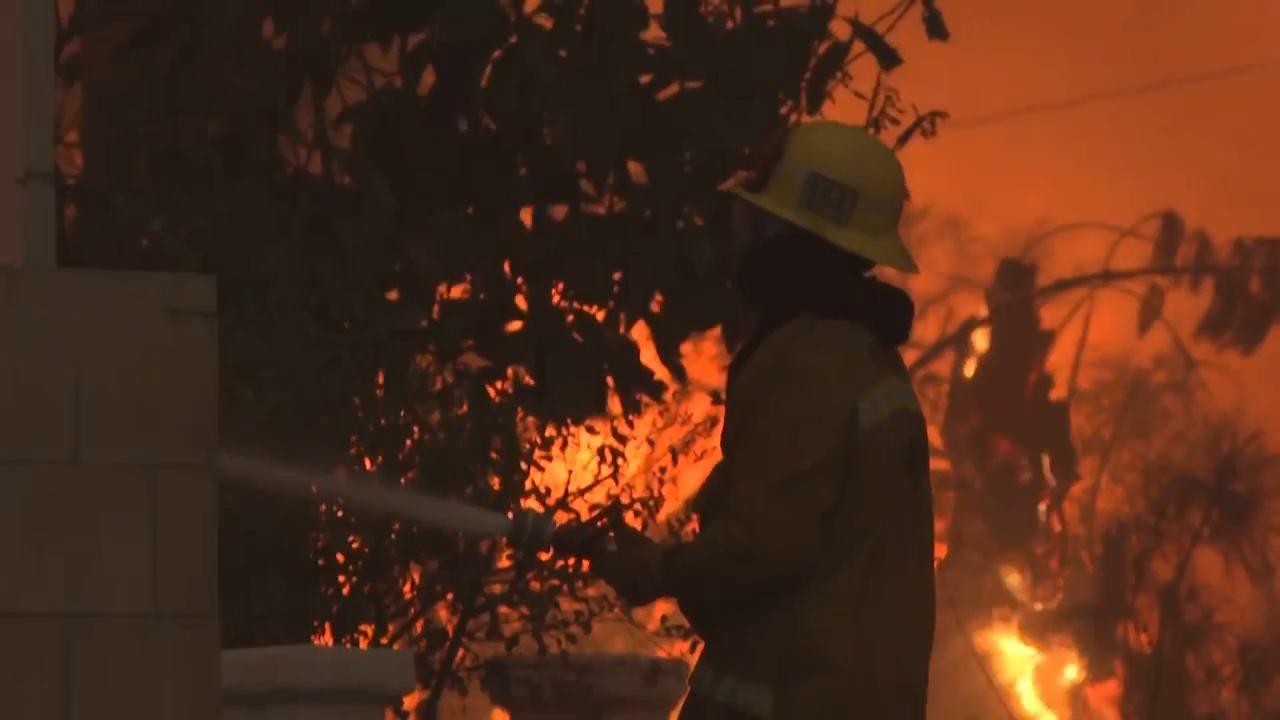 LA County wildfire response slowed by lack of resources, outdated alert process, report says