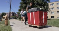 Students move into University of Wisconsin