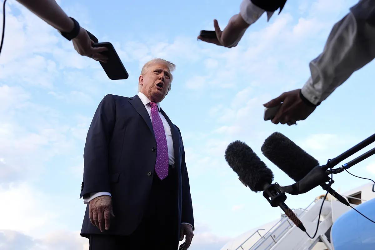 Trump asegura haber destruido una segunda lancha en aguas internacionales matando a "tres nacorterroristas venezolanos"