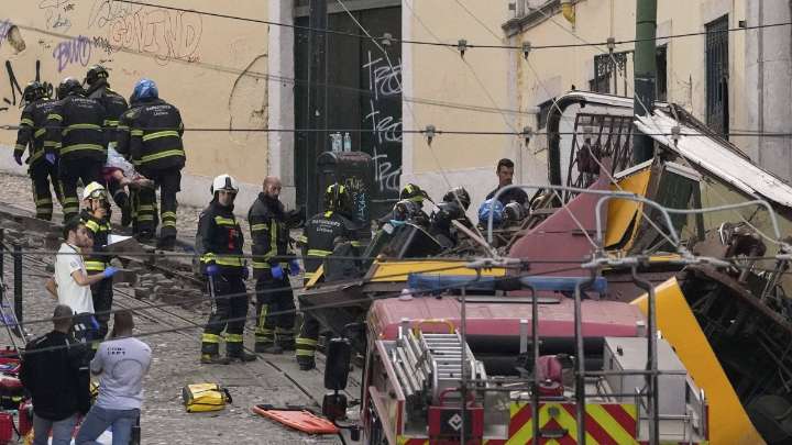 Tragedia en Portugal: al menos 15 muertos y 18 heridos tras descarrilar un histórico funicular
