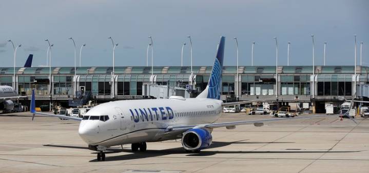 United Airlines gets FAA approval for Starlink internet on Boeing 737