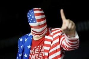 Europe takes three-point Ryder Cup lead as US gets no Trump boost