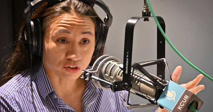 Rep. Sharice Davids says Kansas gerrymandering would 'silence the voices' of voters