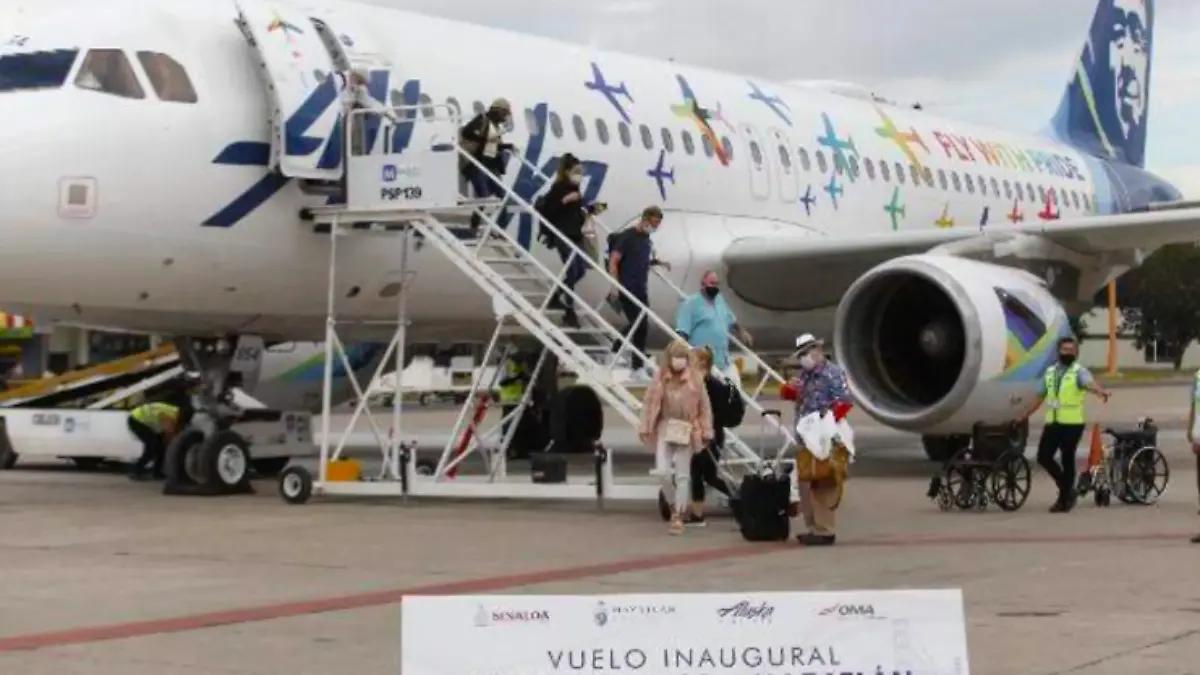 Turismo extranjero se adelanta en Mazatlán; vuelos de Canadá llegarán en octubre