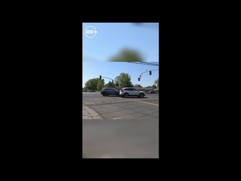Crash caught on camera after winds cut power to traffic lights in Carmichael