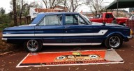 Rugir de motores en Puerto Esperanza: más de 200 vehículos en el 4º Encuentro Provincial de Autos Clásicos y Especiales
