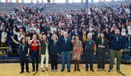Reconocimiento a los jóvenes: Alumnos reciben la medalla Embajadores de Paz por parte de la UNAM y Fundación Alfredo Harp Helú