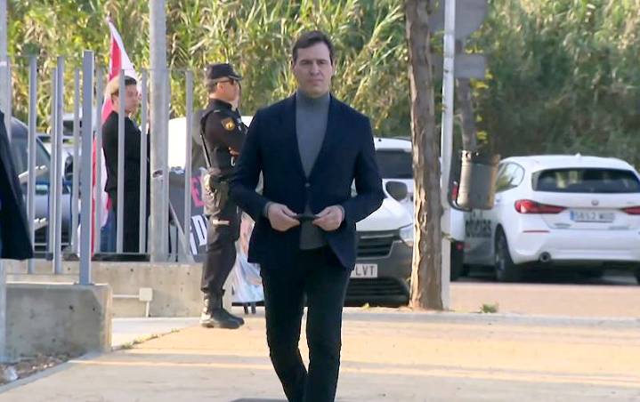 La Audiencia de Badajoz envía a juicio al hermano de Sánchez