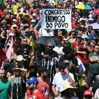 Brazilians protest bill boosting lawmakers' immunity