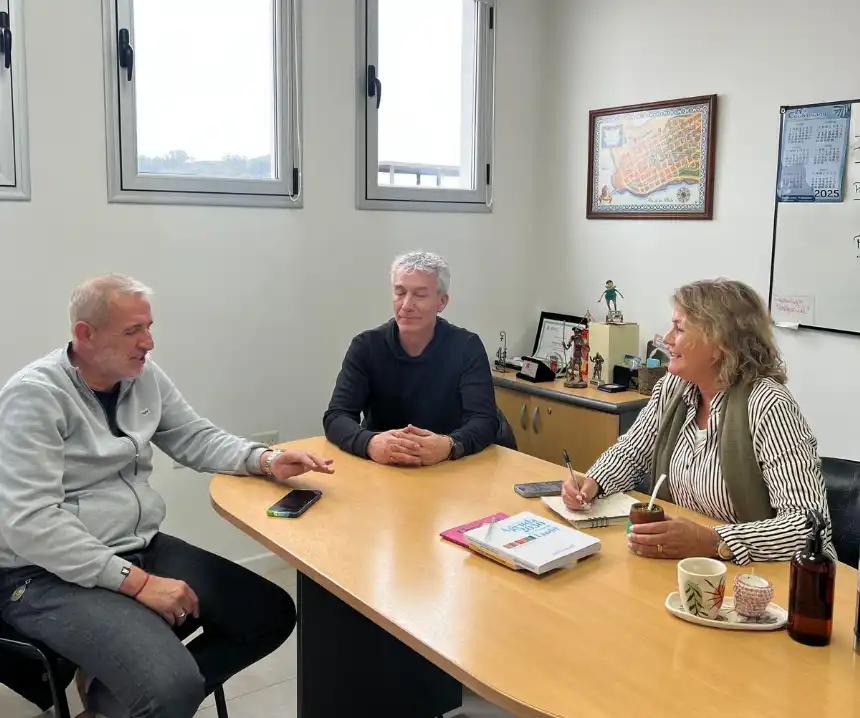 Municipio y UTHGRA avanzan en agenda conjunta de capacitaciones