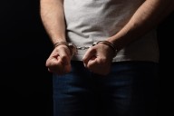 Detenido en Florida por intentar asesinar a un hombre que iba con su bebé