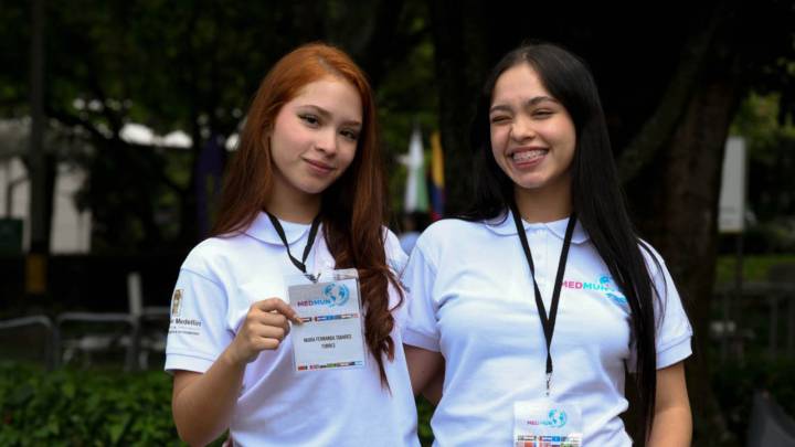 ¡Entre debates y diplomacia! 450 jóvenes de Medellín participaron en el Modelo de Simulación de la ONU