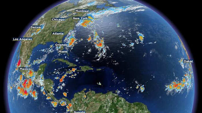 How does the 2025 hurricane season compare so far to the last 5 seasons?