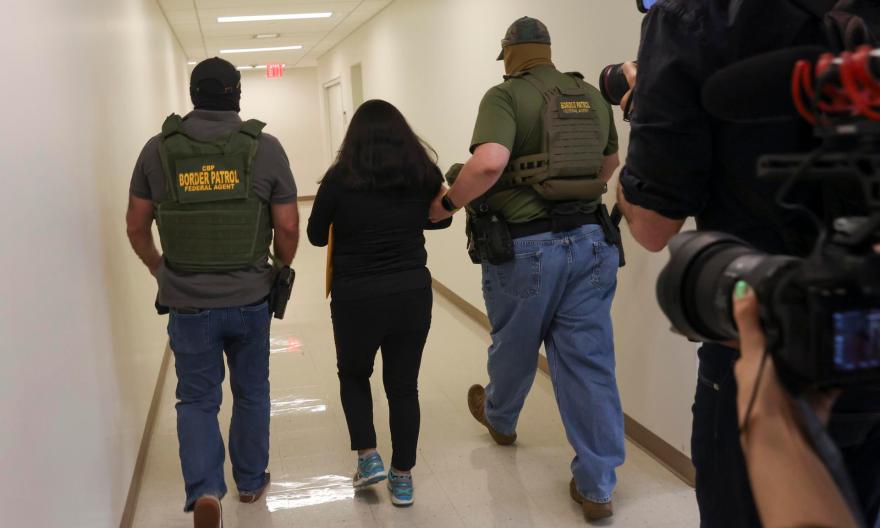 Disminuyen un 14 % en agosto los arrestos migratorios en Estados Unidos