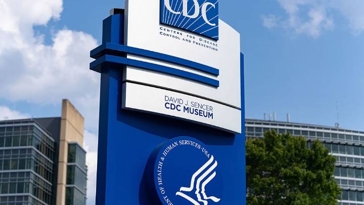 CDC’s ACIP group debates changing guidance on MMRV vaccines : NPR