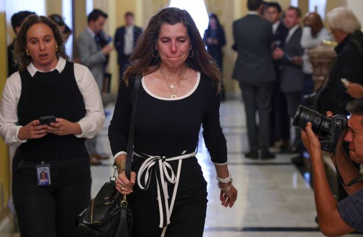 Bipartisan pair of US lawmakers push for vote to force release of Epstein files