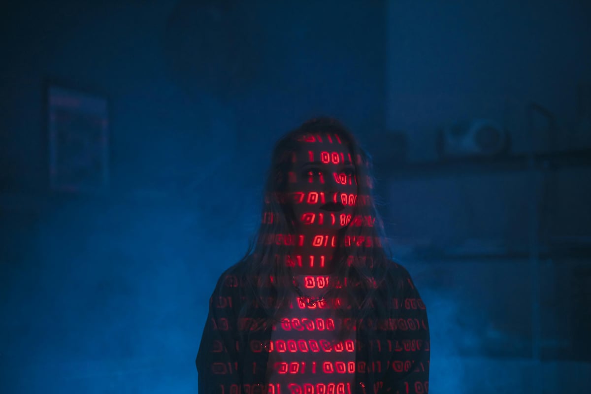 La IA aún es ineficiente en la prevención del suicidio