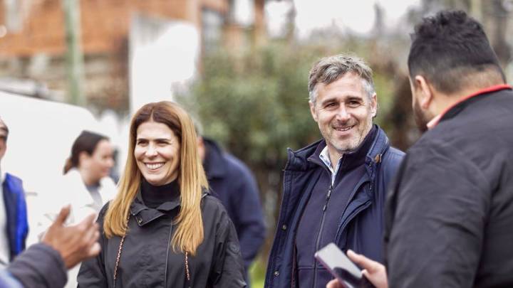 Soledad Peralta y Federico Achával entran en el tramo final de la campaña recorriendo una obra clave