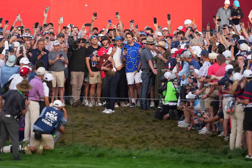 Bethpage crowd jeers Europeans then heads home early amid a US Ryder Cup drubbing
